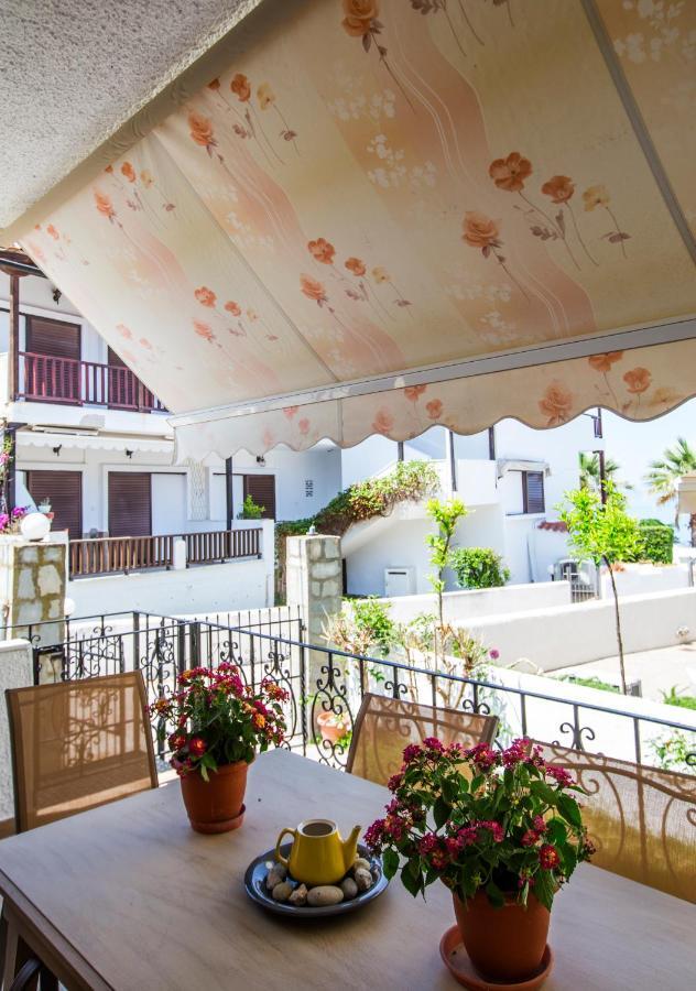 Beachfront Deluxe Apt. 페프코초리 외부 사진